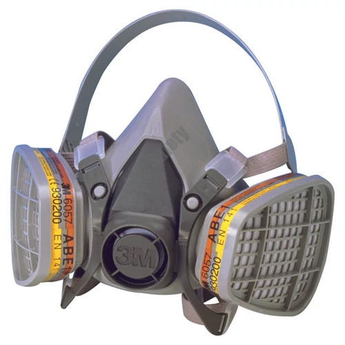 3M 6200 félálarc